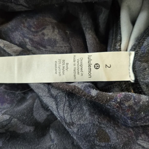 lululemon athletica Black and Purple Floral Leggings - Picture 4 of 4